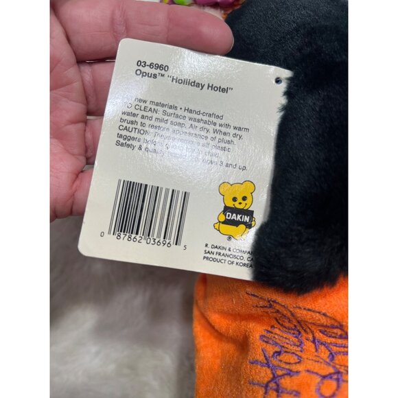 Opus Plush Penguin From Bloom County Wet Phase 1985 With Colorful Cap & Orange T - Picture 7 of 8